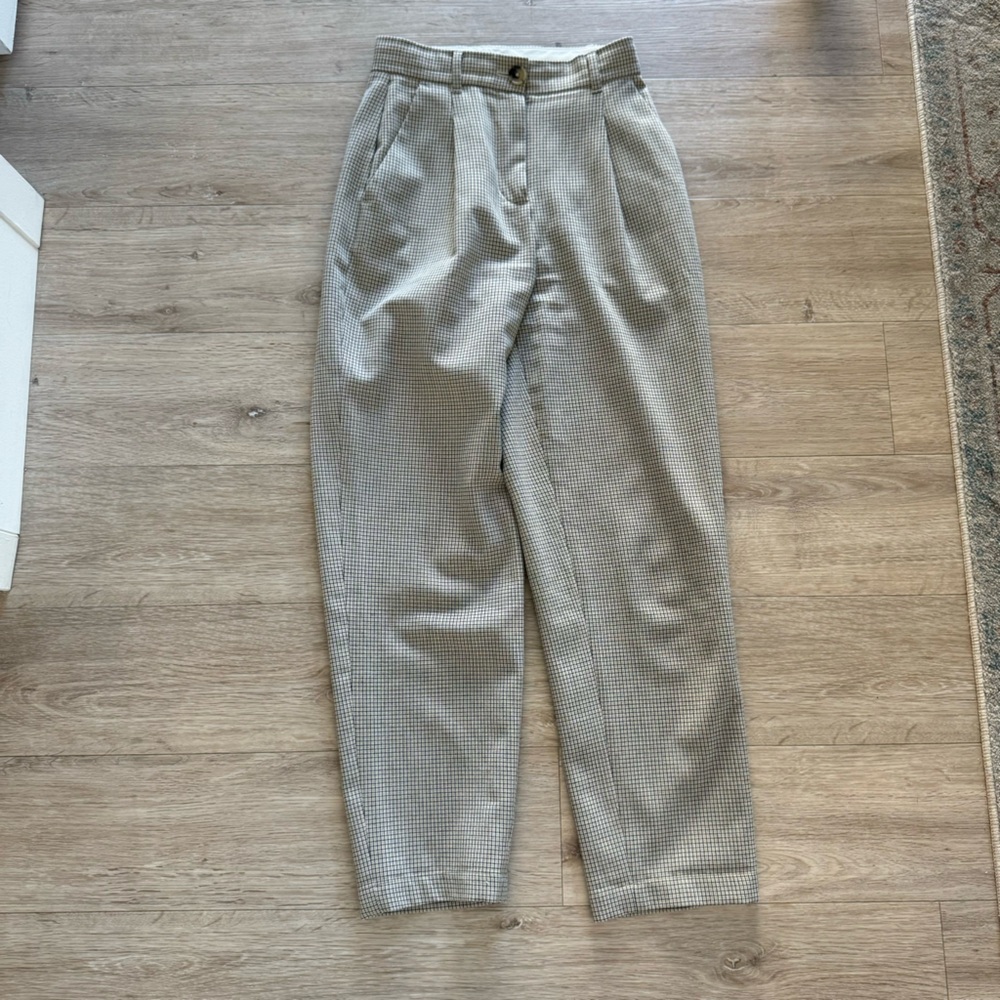 Aritzia checkered trousers little moon size 00